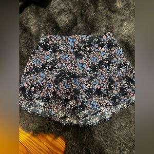 Forever 21 flower print skort